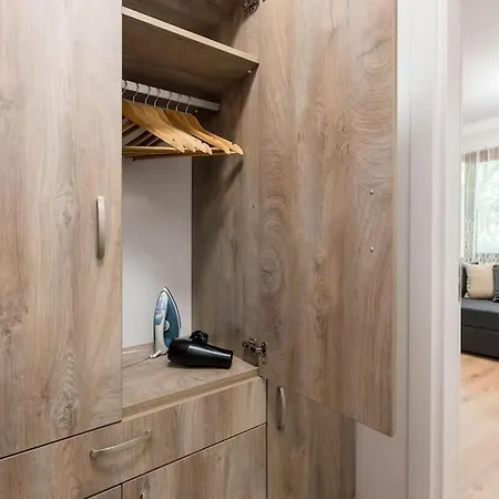 アパート Peaceful Place - Vazov Street ヴァルナ